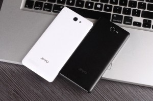 Jiayu  F2 recenze